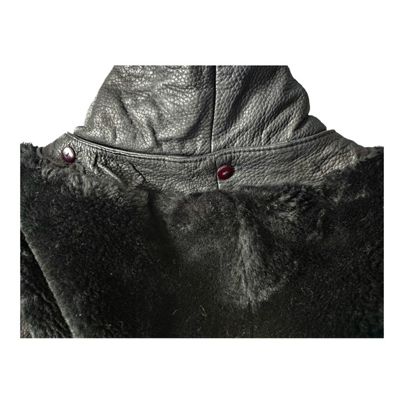 Vintage Women’s Black Leather Winter Jacket - Picture 8 of 12